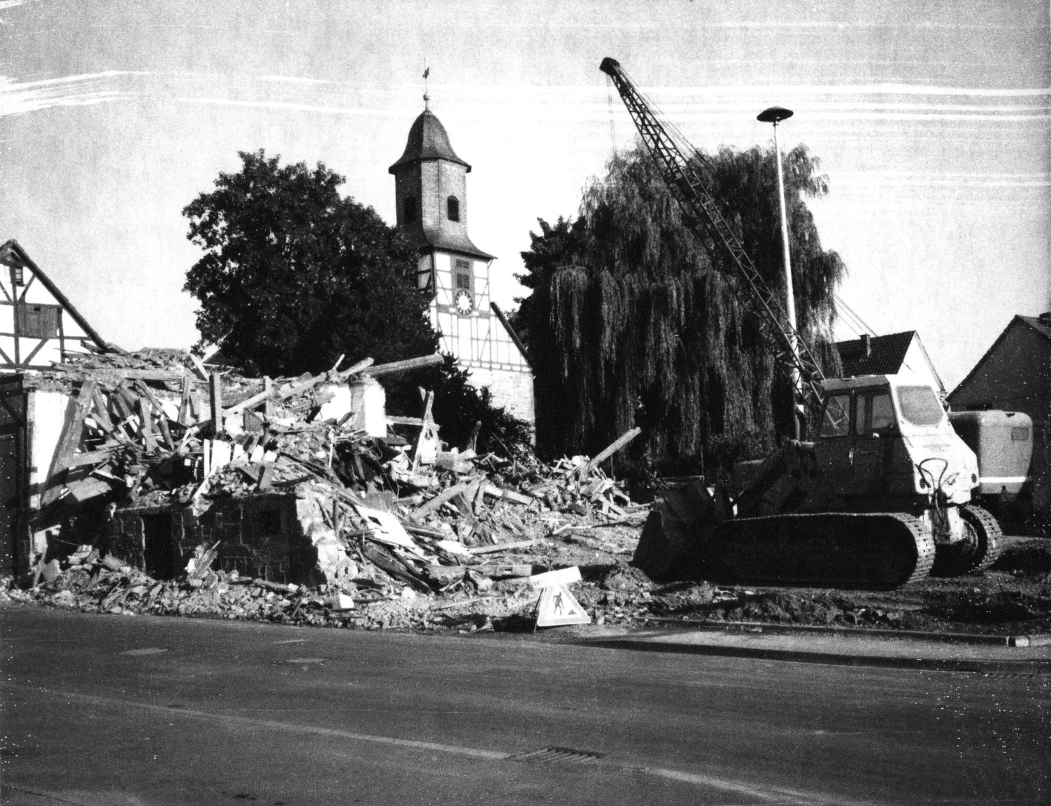 Die Schule in der Breiten Str. wurde in 1967 abgerissen. @Gemeinde Niestetal